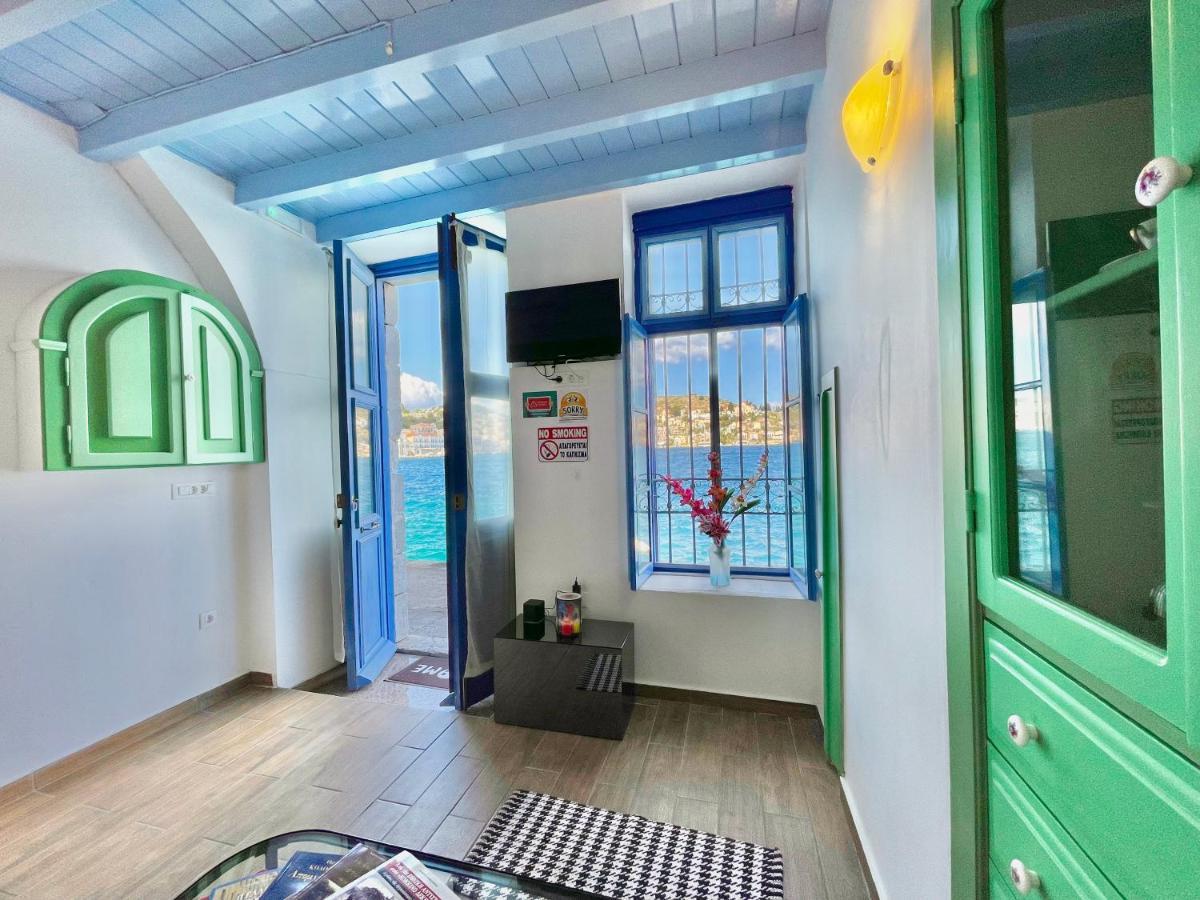 Apartamento Seafront - Harbour View , Pitini 2 Symi Exterior foto
